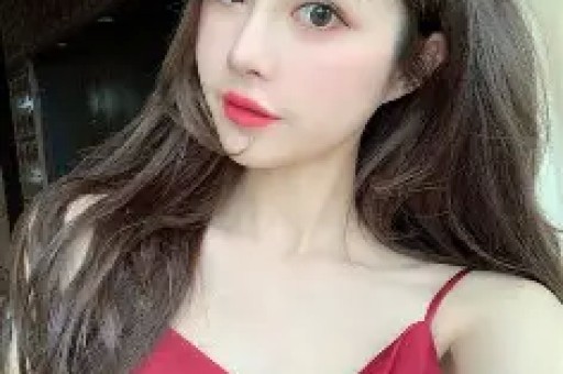 薛小婉任权领证