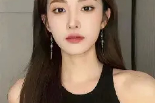 三观炸裂！44岁李小璐五一曝美照网友：像包容成龙一样包容她